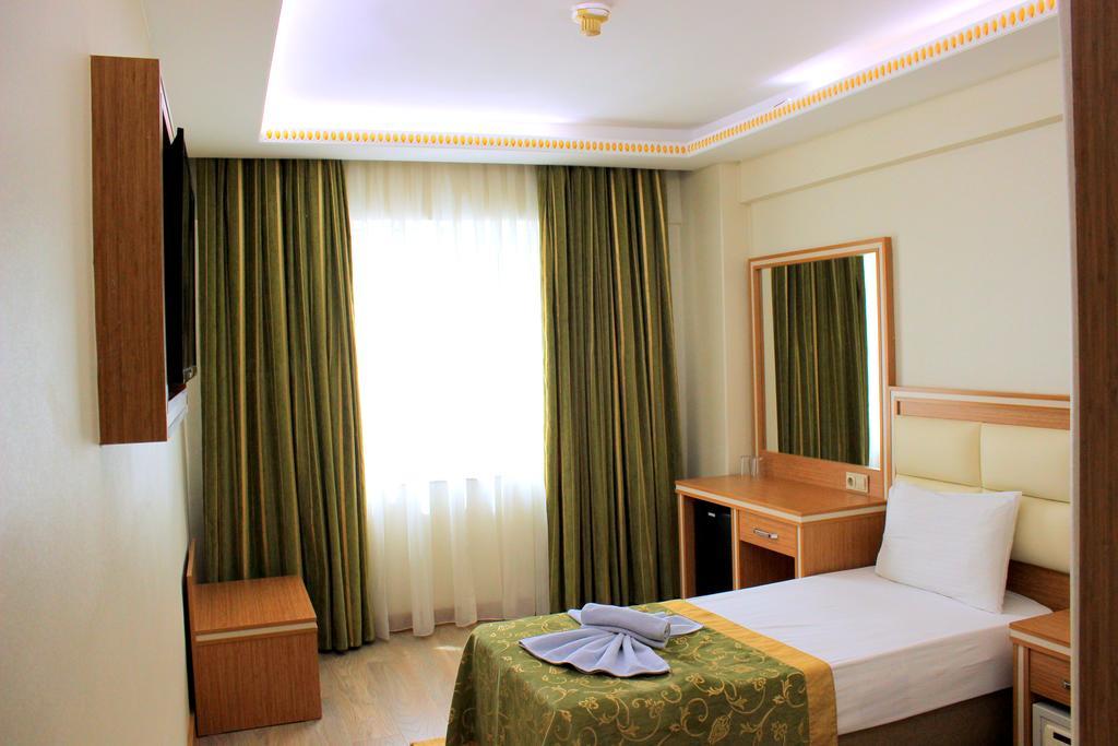 Hotel Buyuk Paris Stambuł Zewnętrze zdjęcie