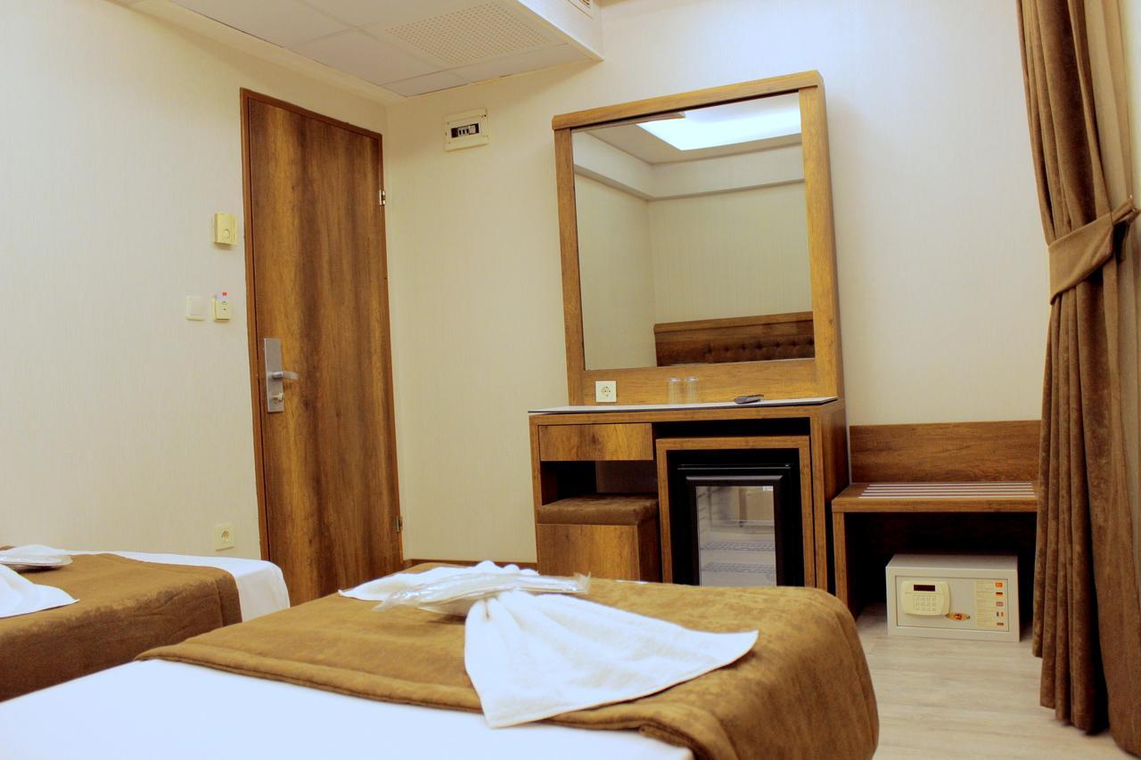 Hotel Buyuk Paris Stambuł Zewnętrze zdjęcie